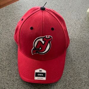 New Jersey Devils NHL Red Adjustable Hat OSFA NWT Fan Favorite Cap